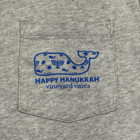 Vineyard Vines Happy Hanukkah Whale Menorah Long Sleeved T Shirt Gray Size XS - Picture 4 of 9